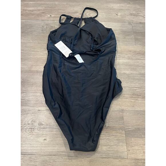 NWT Cupshe 3 keyhole black swim suit - Picture 4 of 4